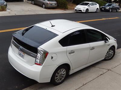 2014 Toyota Prius Plug-in Hybrid   - Photo 6 - San Diego, CA 92126