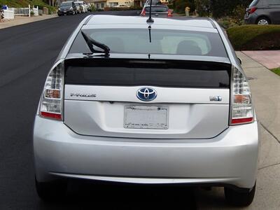 2010 Toyota Prius Thee  With Leather - Photo 3 - San Diego, CA 92126