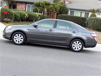 2007 Toyota Camry Hybrid XLE   - Photo 1 - San Diego, CA 92126