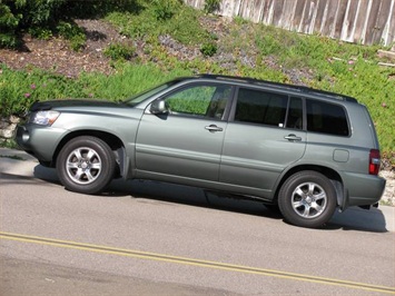 2004 Toyota Highlander Limited 7 Passanger   - Photo 19 - San Diego, CA 92126