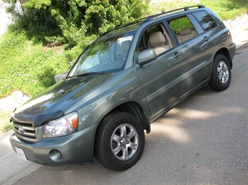 2004 Toyota Highlander Limited 7 Passanger   - Photo 1 - San Diego, CA 92126