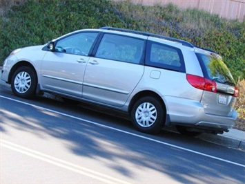 2006 Toyota Sienna CE 8 Passenger   - Photo 20 - San Diego, CA 92126