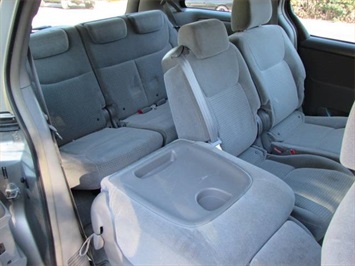 2006 Toyota Sienna CE 8 Passenger   - Photo 7 - San Diego, CA 92126