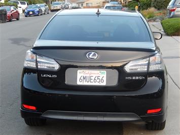 2010 Lexus HS 250h Premium   - Photo 6 - San Diego, CA 92126