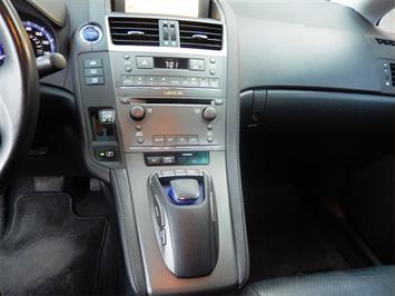 2010 Lexus HS 250h Premium   - Photo 17 - San Diego, CA 92126