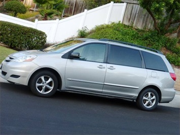 2007 Toyota Sienna LE   - Photo 21 - San Diego, CA 92126