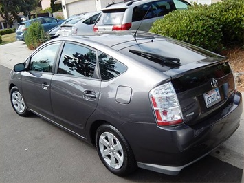 2008 Toyota Prius Package 5   - Photo 4 - San Diego, CA 92126