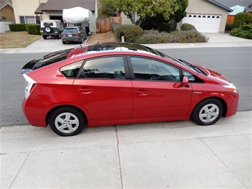 2010 Toyota Prius IV  Solar PKG - Photo 5 - San Diego, CA 92126