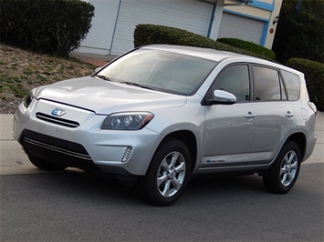 2013 Toyota RAV4 EV   - Photo 2 - San Diego, CA 92126