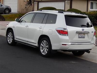 2012 Toyota Highlander Hybrid Limited   - Photo 8 - San Diego, CA 92126