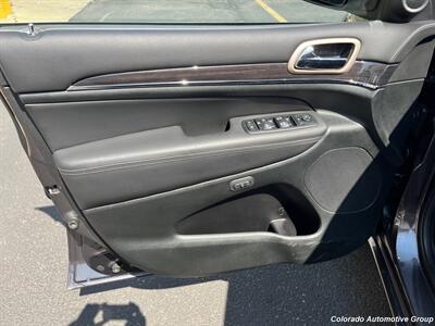 2014 Jeep Grand Cherokee Overland   - Photo 14 - Highlands Ranch, CO 80126