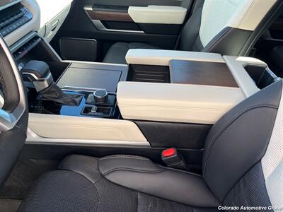 2024 Toyota Sequoia Capstone Hybrid - Photo 19 - Highlands Ranch, CO 80126
