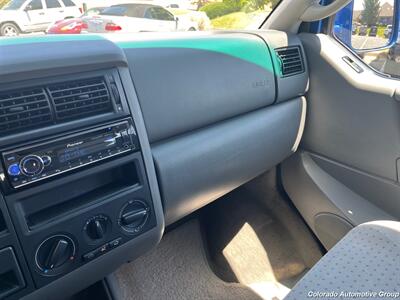 2003 Volkswagen EuroVan MV   - Photo 25 - Highlands Ranch, CO 80126