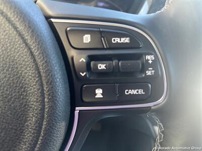 2020 Kia Niro Plug-In Hybrid EX Premium - Photo 25 - Highlands Ranch, CO 80126