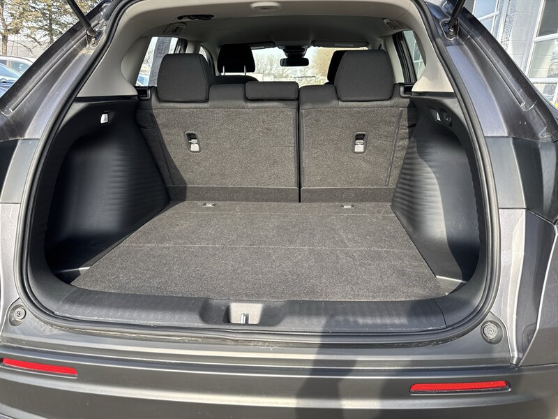 2025 Honda HR-V LX   - Photo 12 - Lynwood, IL 60411