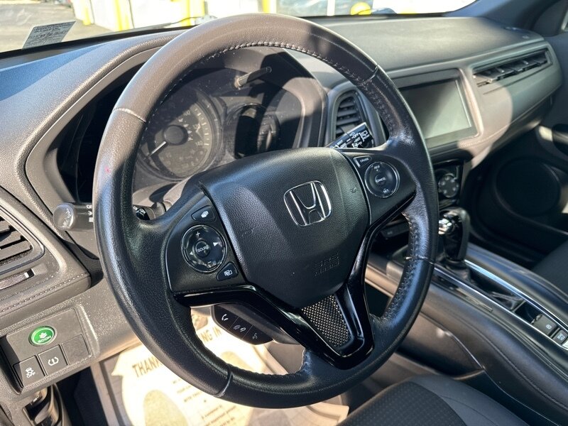 2019 Honda HR-V Sport   - Photo 8 - Lynwood, IL 60411