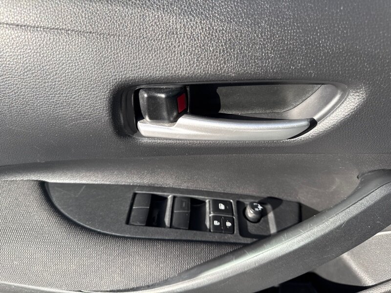 2020 Toyota Corolla LE   - Photo 9 - Lynwood, IL 60411