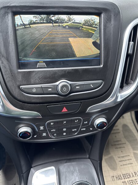2019 Chevrolet Equinox LT - Photo 18 - Lynwood, IL 60411