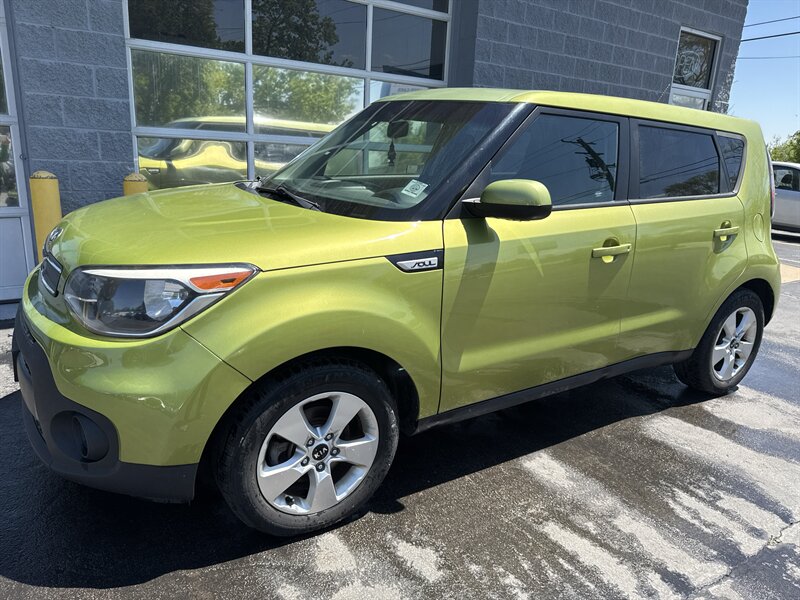 2017 Kia Soul   - Photo 3 - Lynwood, IL 60411