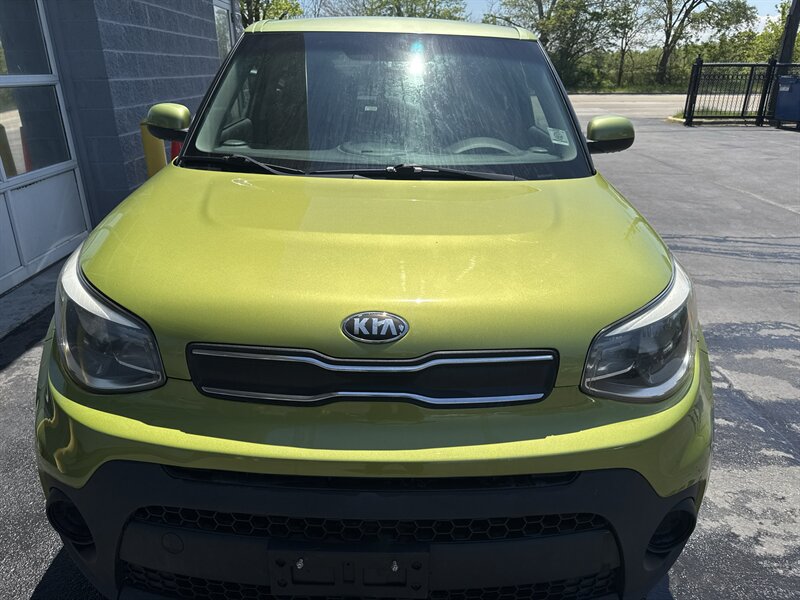 2017 Kia Soul   - Photo 2 - Lynwood, IL 60411