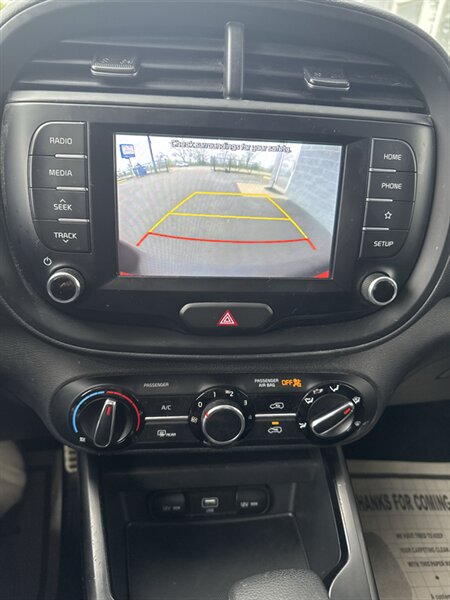 2020 Kia Soul LX   - Photo 13 - Lynwood, IL 60411