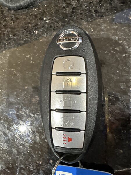 2019 Nissan Rogue SV   - Photo 17 - Lynwood, IL 60411