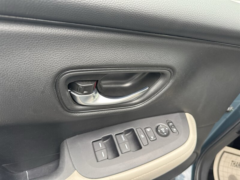 2025 Honda HR-V - Photo 9 - Lynwood, IL 60411