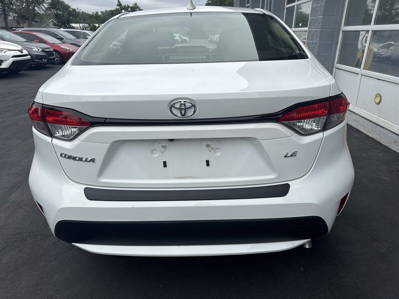 2022 Toyota Corolla LE - Photo 5 - Lynwood, IL 60411
