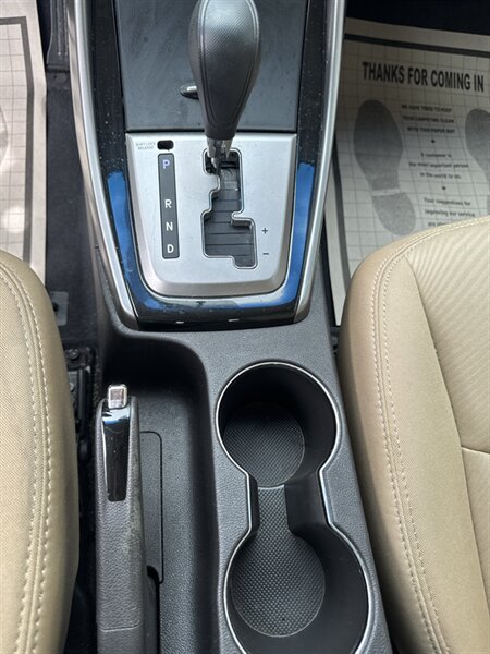 2013 Hyundai ELANTRA GLS - Photo 12 - Lynwood, IL 60411