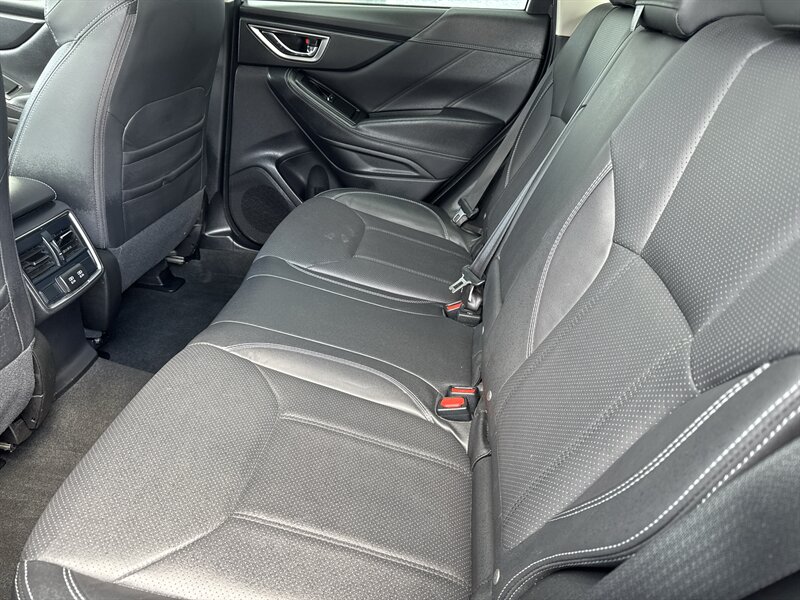 2021 Subaru Forester Limited   - Photo 14 - Lynwood, IL 60411