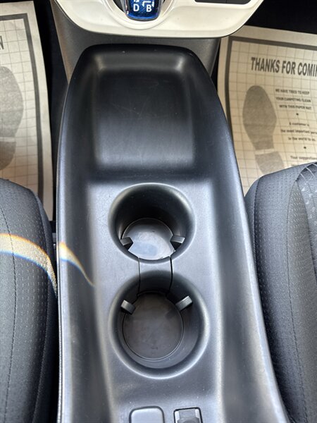 2016 Toyota Prius Two - Photo 14 - Lynwood, IL 60411