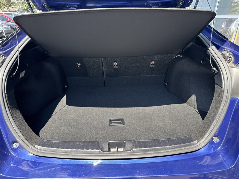 2016 Toyota Prius Two - Photo 12 - Lynwood, IL 60411