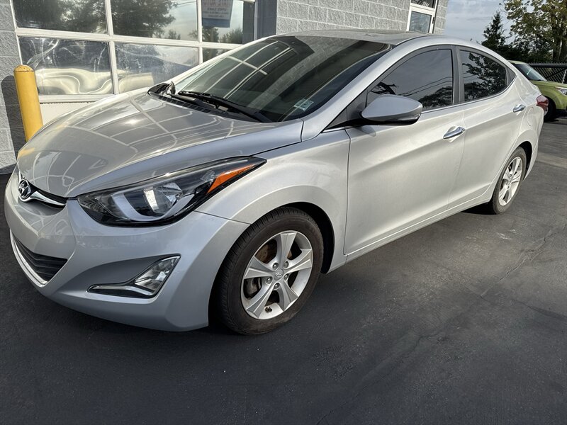 2016 Hyundai ELANTRA SE - Photo 3 - Lynwood, IL 60411