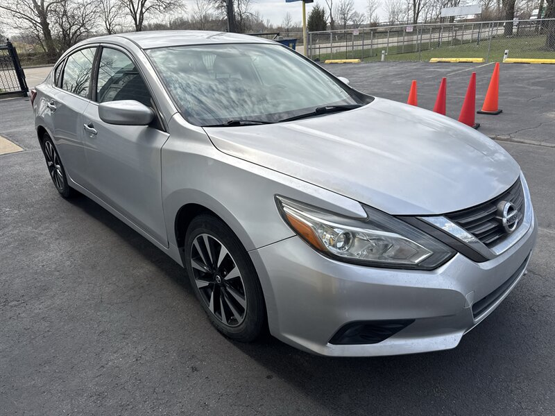 2018 Nissan Altima 2.5 S   - Photo 1 - Lynwood, IL 60411
