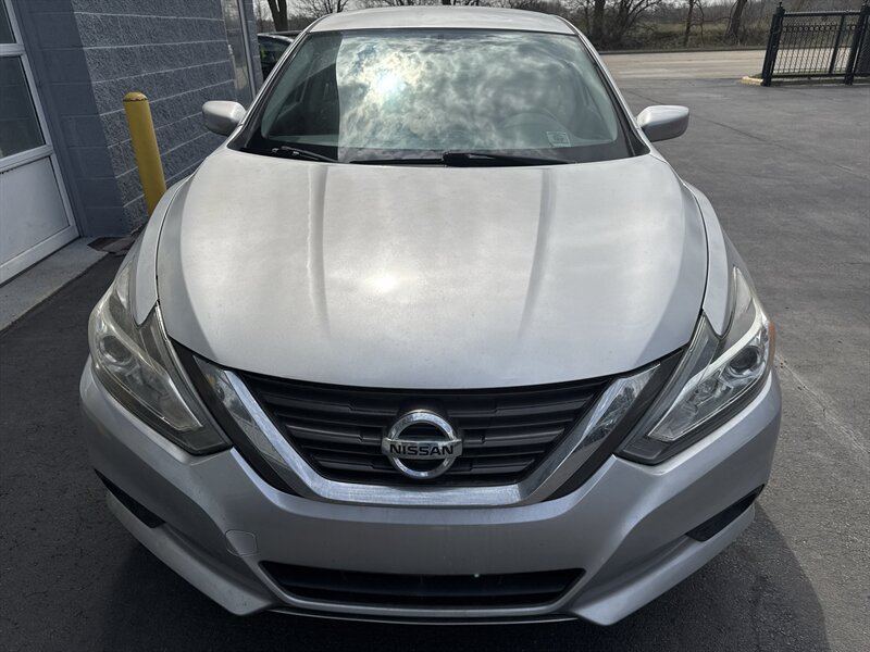 2018 Nissan Altima 2.5 S   - Photo 2 - Lynwood, IL 60411