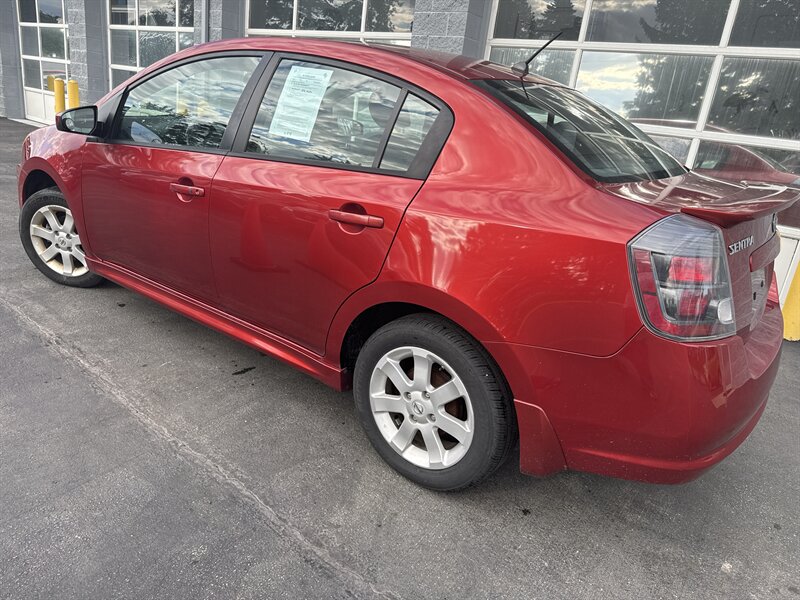 2011 Nissan Sentra 2.0 - Photo 4 - Lynwood, IL 60411