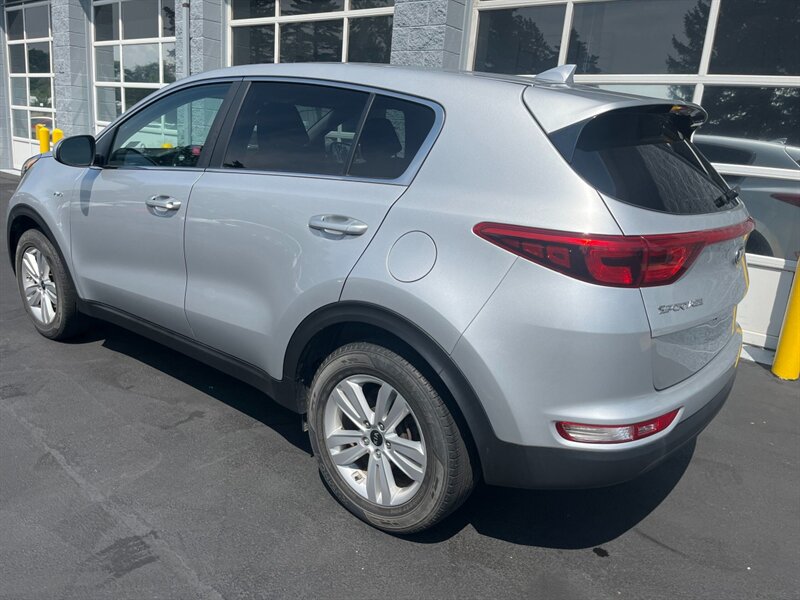 2017 Kia Sportage LX   - Photo 4 - Lynwood, IL 60411