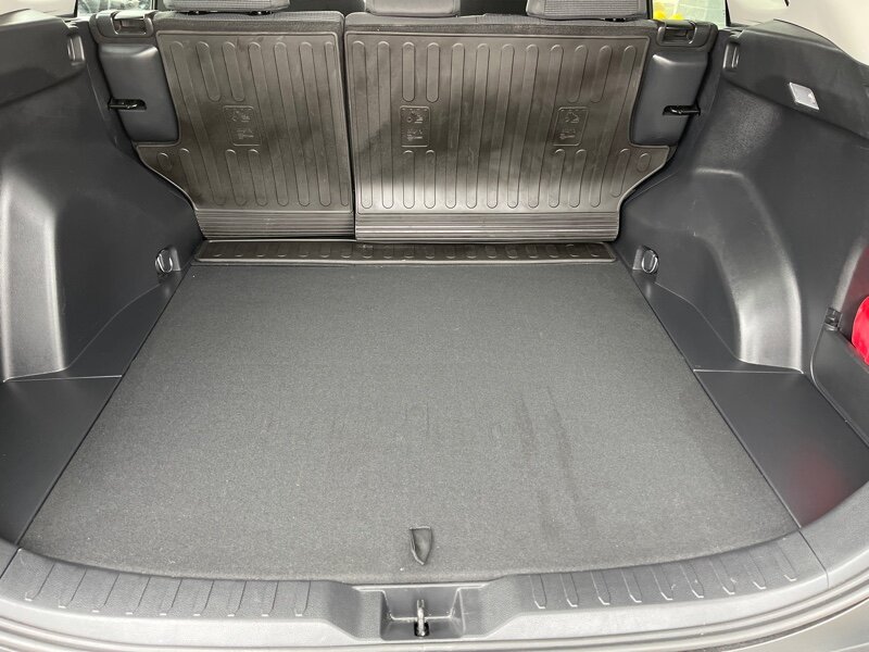 2020 Toyota RAV4 LE   - Photo 11 - Lynwood, IL 60411