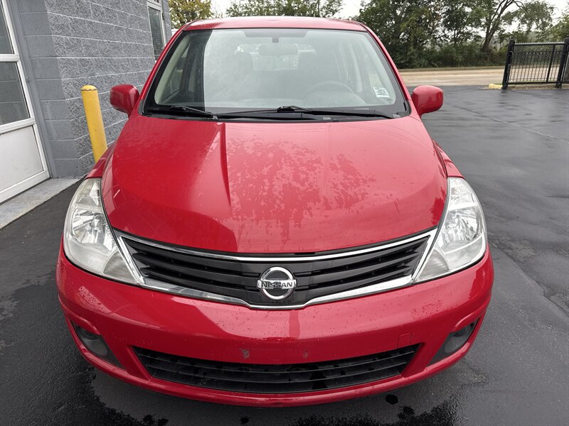 2011 Nissan Versa 1.8 S - Photo 2 - Lynwood, IL 60411