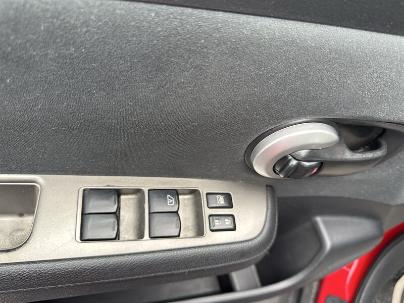 2011 Nissan Versa 1.8 S - Photo 9 - Lynwood, IL 60411
