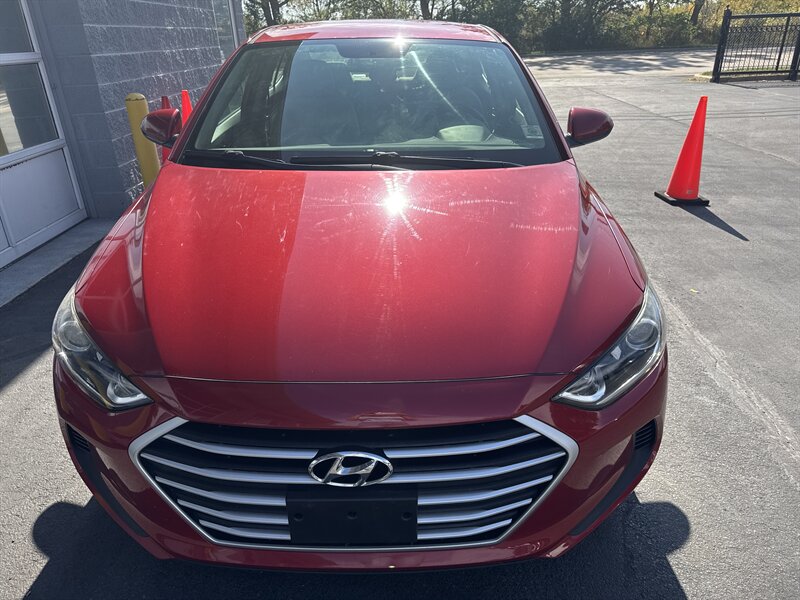 2018 Hyundai ELANTRA SEL   - Photo 2 - Lynwood, IL 60411