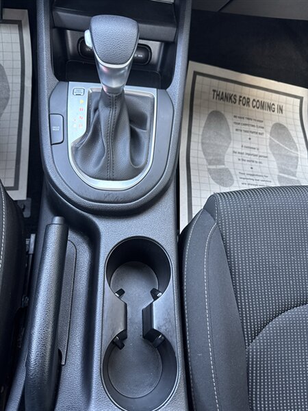 2020 Kia Forte FE - Photo 13 - Lynwood, IL 60411