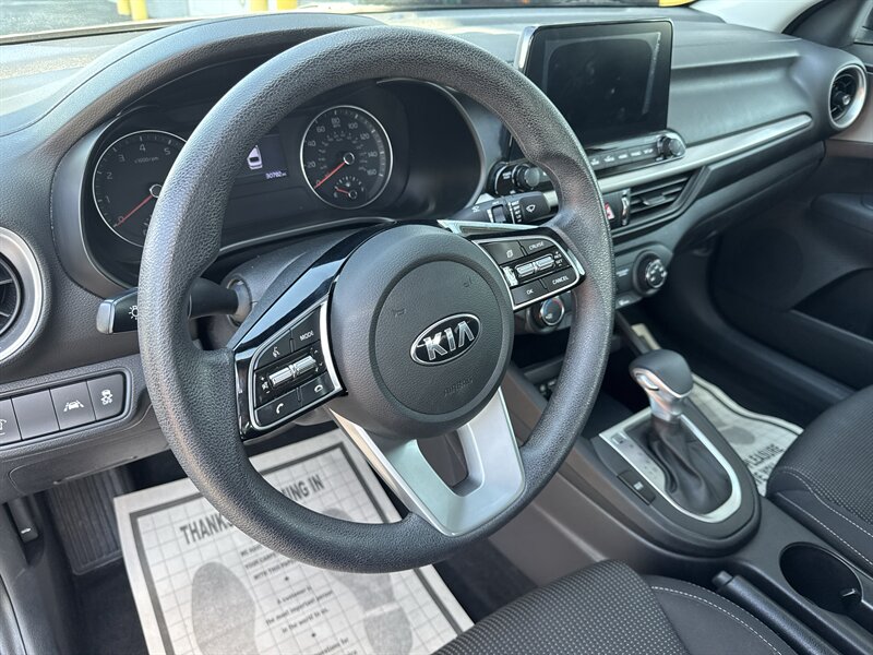 2020 Kia Forte FE - Photo 7 - Lynwood, IL 60411