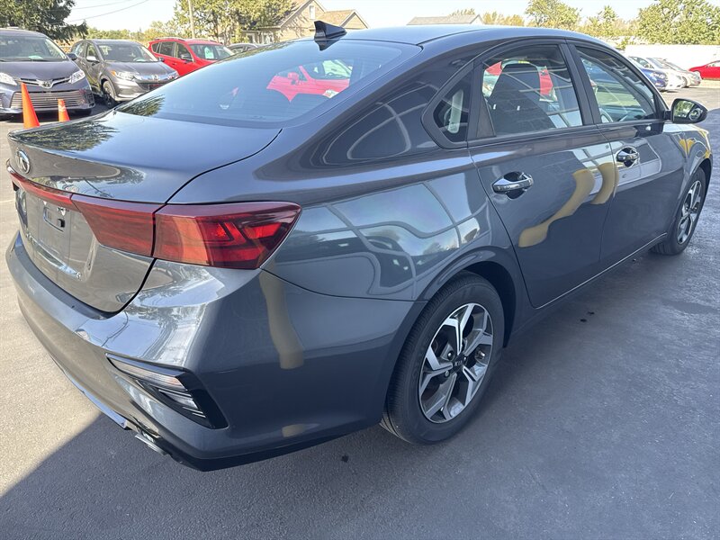 2020 Kia Forte FE - Photo 6 - Lynwood, IL 60411