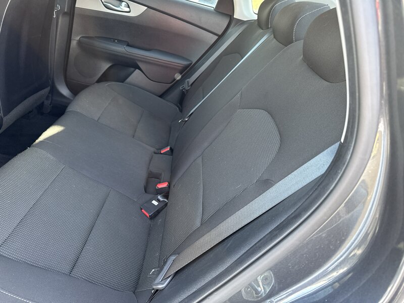 2020 Kia Forte FE - Photo 9 - Lynwood, IL 60411