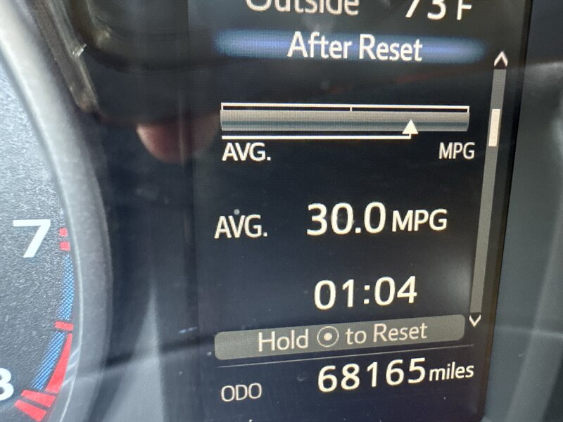 2018 Toyota RAV4 LE   - Photo 17 - Lynwood, IL 60411
