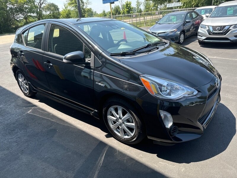 2017 Toyota Prius c One   - Photo 1 - Lynwood, IL 60411