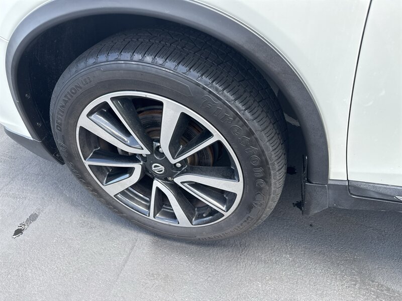 2019 Nissan Rogue S - Photo 8 - Lynwood, IL 60411