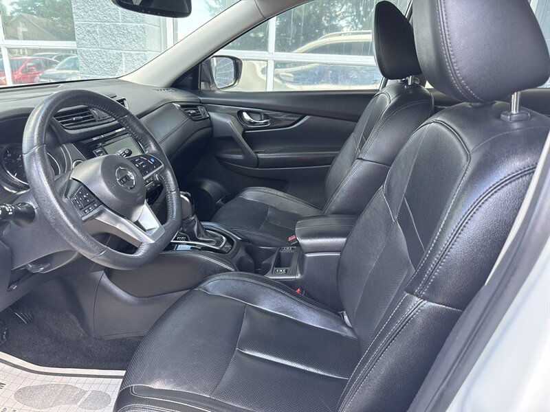 2019 Nissan Rogue S - Photo 9 - Lynwood, IL 60411