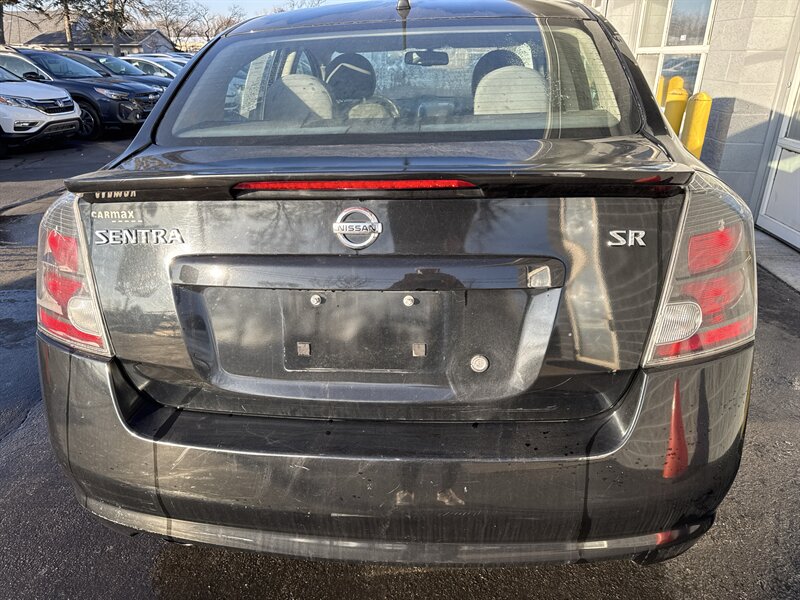 2011 Nissan Sentra 2.0   - Photo 5 - Lynwood, IL 60411
